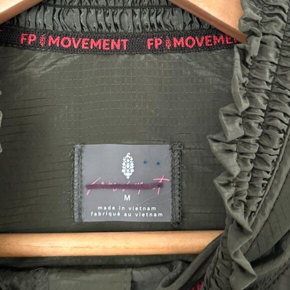 Free People Movement Starting Lineup Windbreaker Green Orange NEW Size Medium - Picture 5 of 8